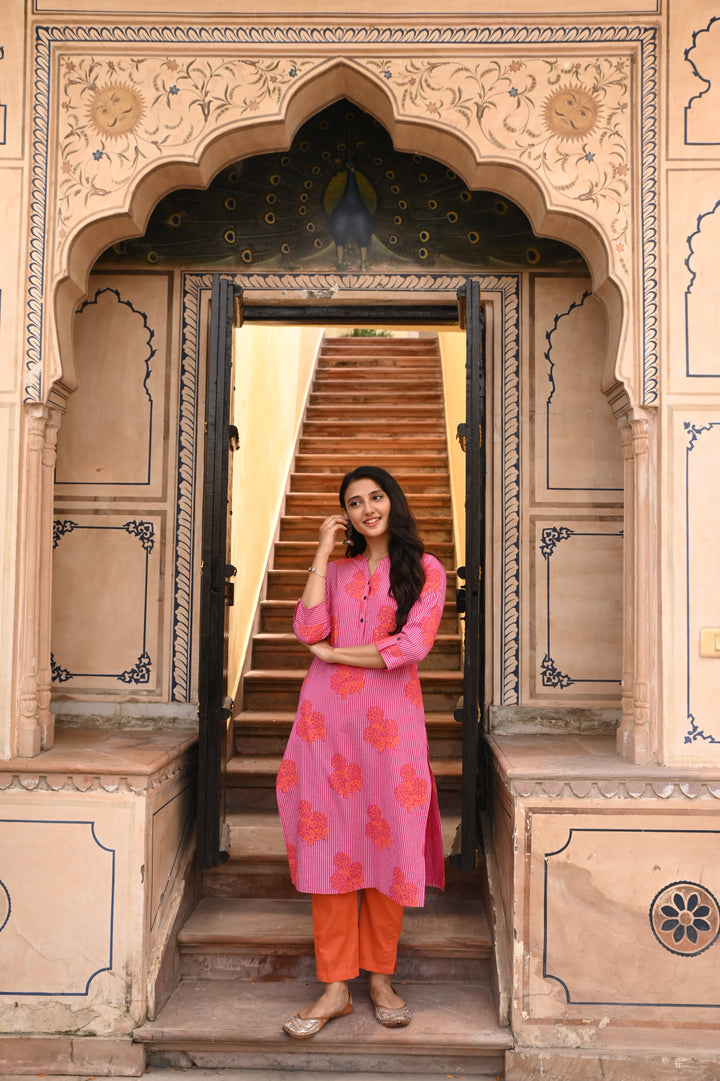 Pink Pure Cotton Striped Print Fancy Buttons Straight Kurta