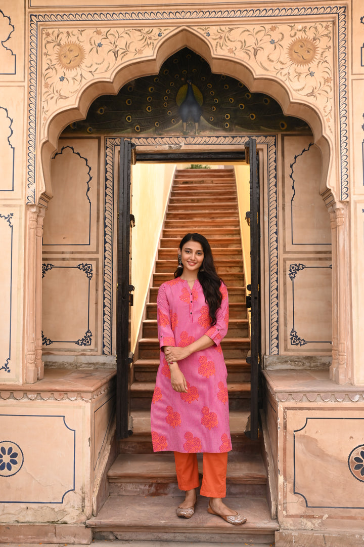 Pink Pure Cotton Striped Print Fancy Buttons Straight Kurta