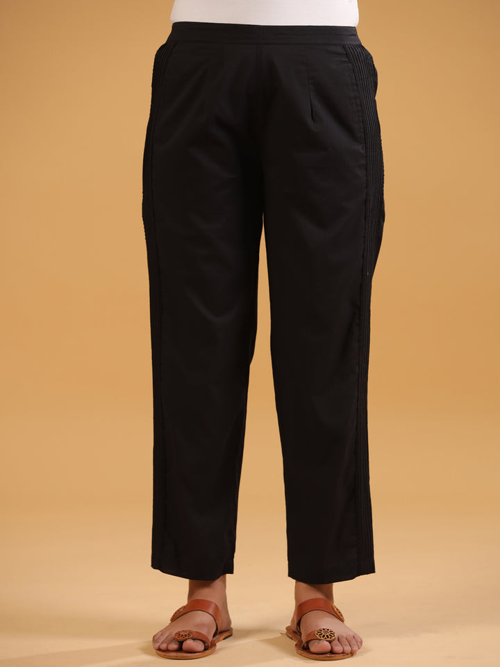 Black Cotton Solid Pintuck Detailed Straight Pant