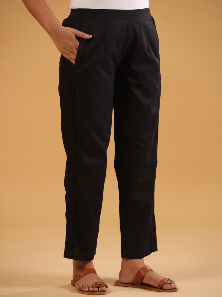 Black Cotton Solid Pintuck Detailed Straight Pant