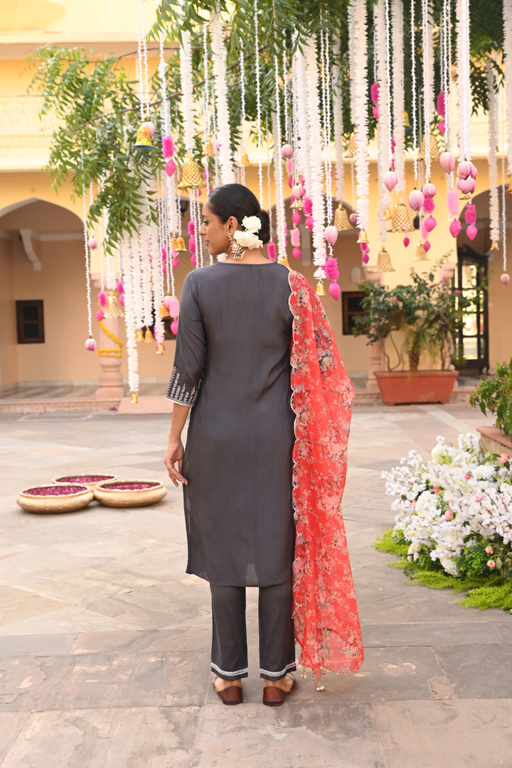 Grey Viscose Straight Kurta Pant Set With Dupatta