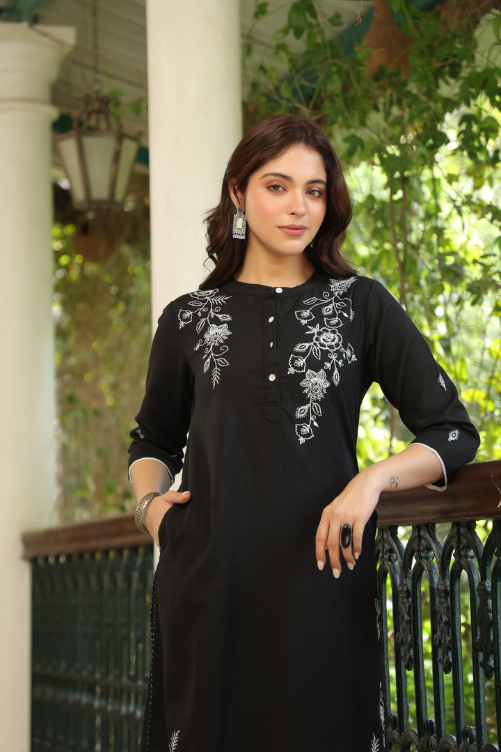 Black Cotton Embroidered Kurta