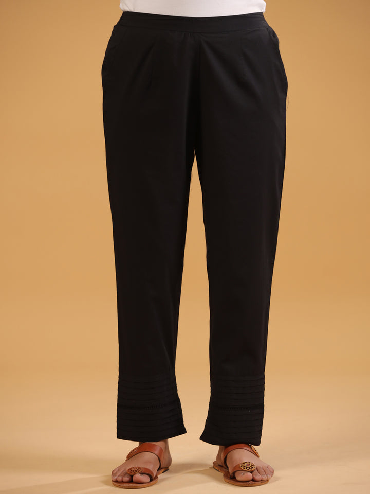 Black Cotton Pintuck Detailed Pant