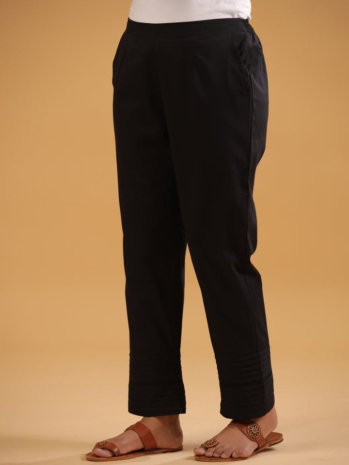 Black Cotton Pintuck Detailed Pant