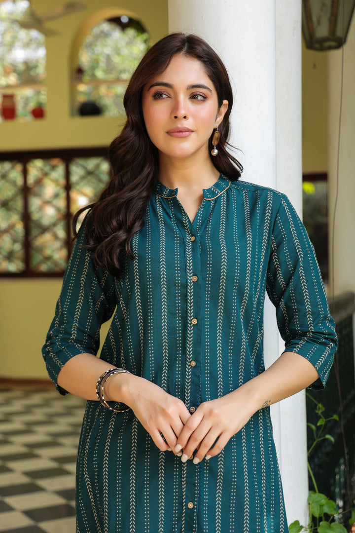Green Yarn Dyed Straight Kurta