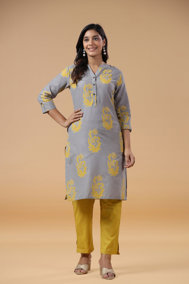 Grey Cotton Printed Mandarin Collar Kurta Pant Set
