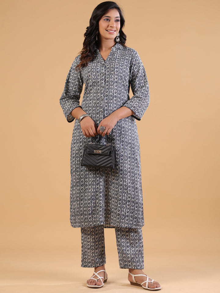 Grey Cotton Printed Shirt Collar Kurta Pant Set