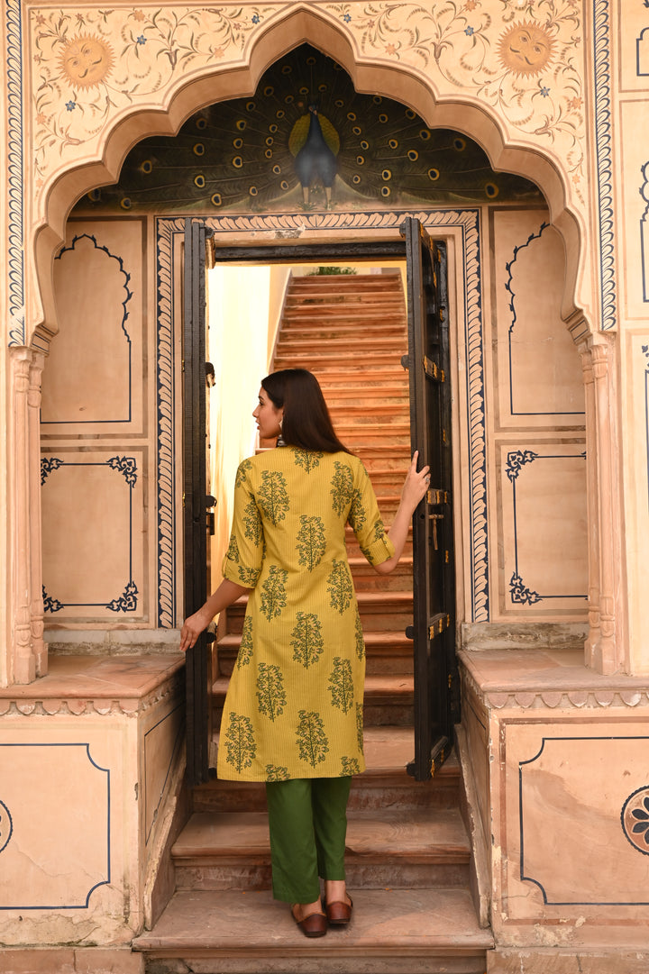 Green Pure Cotton Foil Print Fancy Buttons Straight Kurta Pant Set