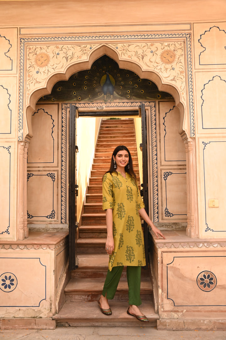 Green Pure Cotton Foil Print Fancy Buttons Straight Kurta Pant Set