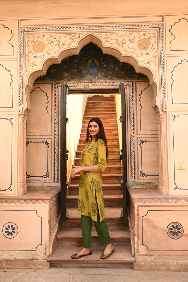 Green Pure Cotton Foil Print Fancy Buttons Straight Kurta Pant Set