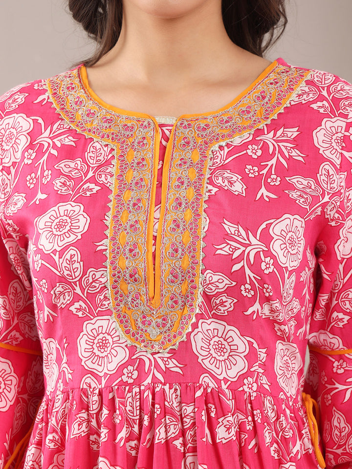 Pink Cotton Embellished Kurta Pant Dupatta Set