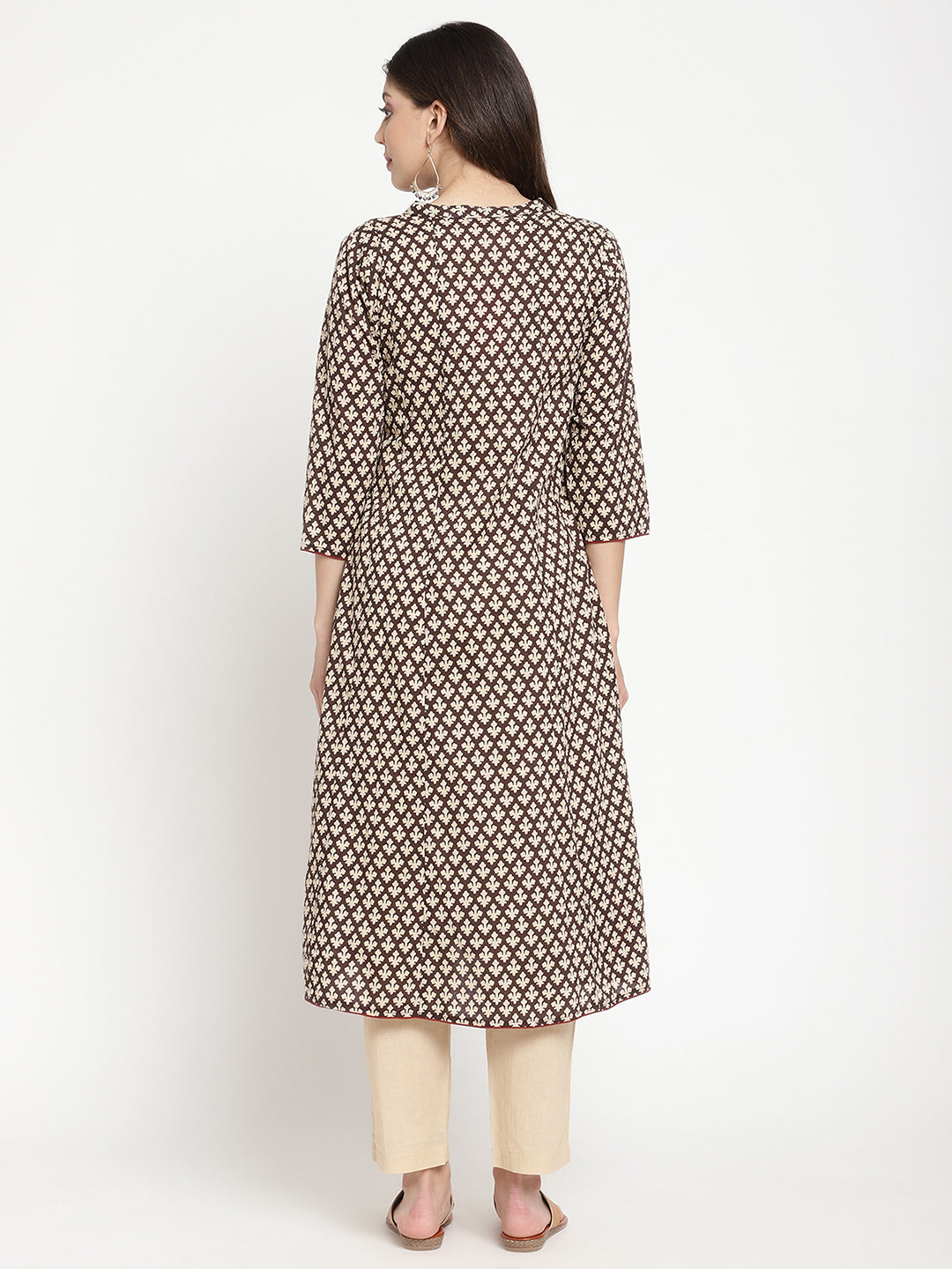 Multicolor Cotton Printed Flared Kurta showcased in a full length picture by Savi model.