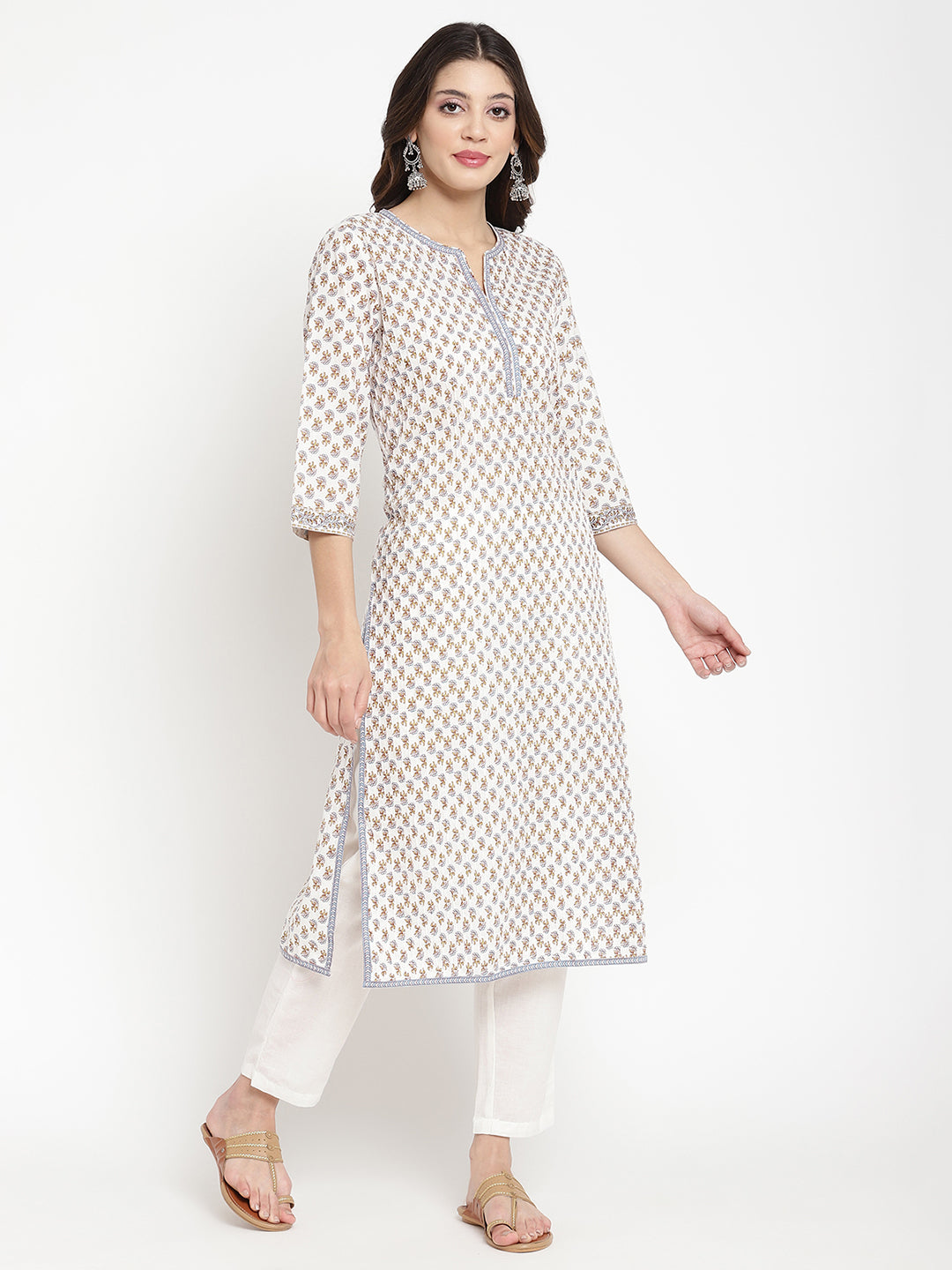Full shot of a woman wearing Savi’s Blue And White Cotton Printed Straight Kurta.