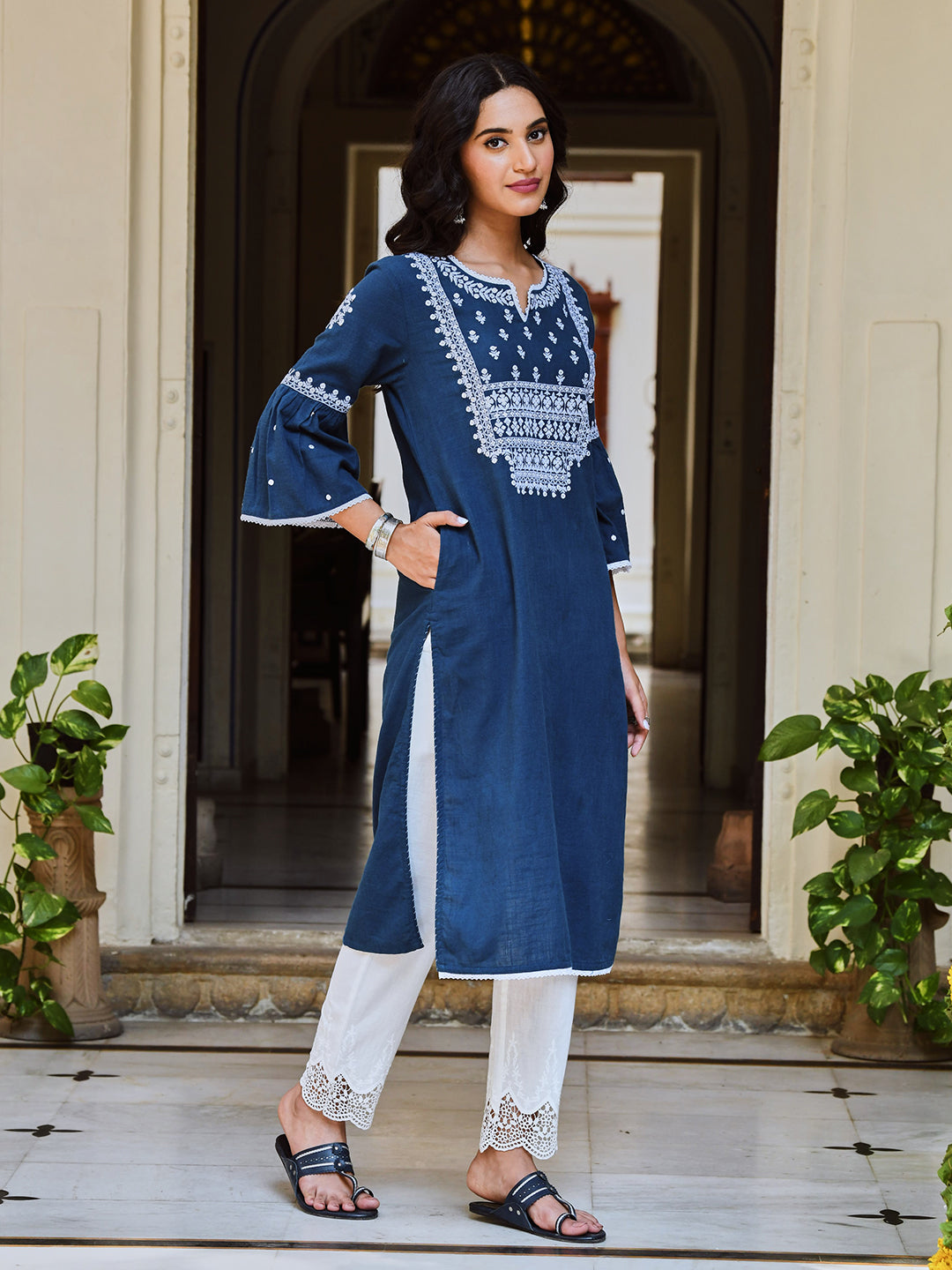 Blue Cotton Embroidered Straight Kurta