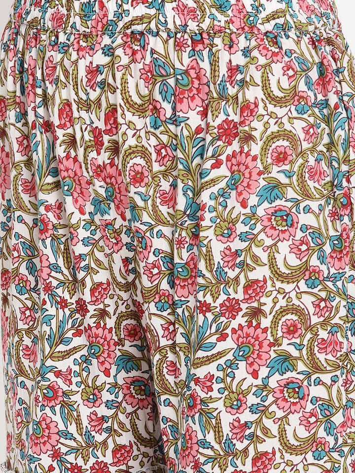 Pink and white gharaas for women.