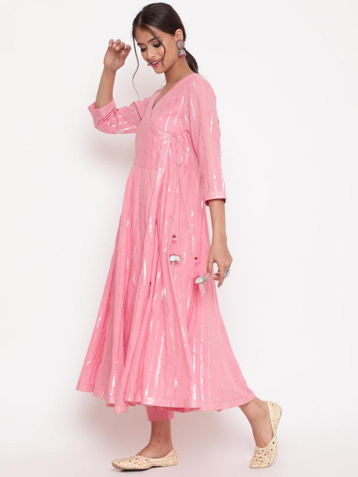 Woman posing in Savi’s Cotton Lurex Angrakha kurta With Detailed Dupatta