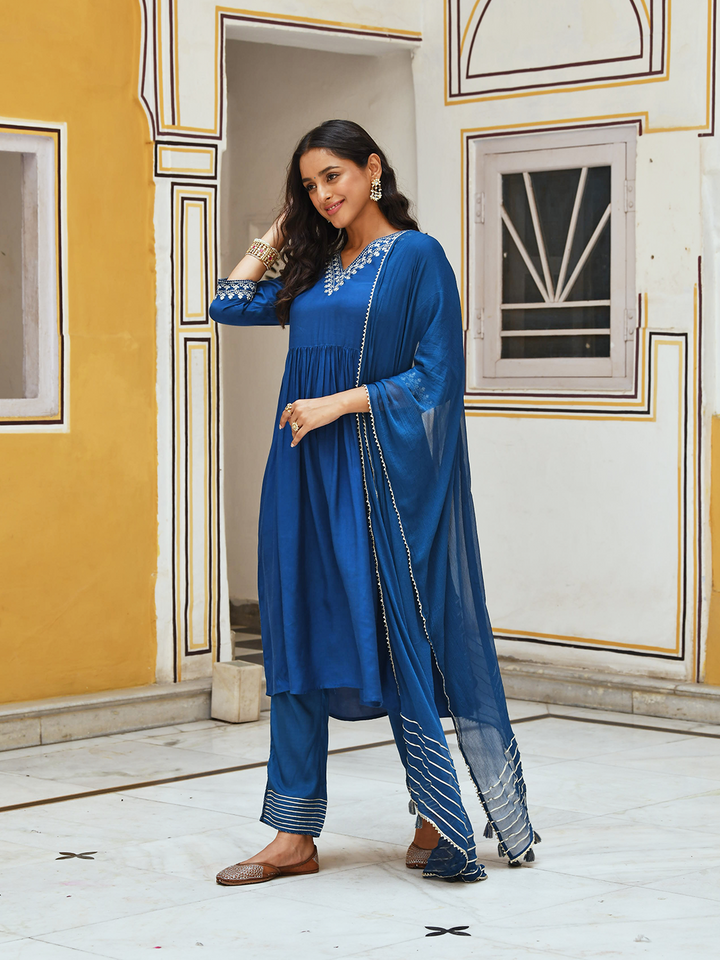 Royal Blue Embroidered Kurta Pant Set With Dupatta