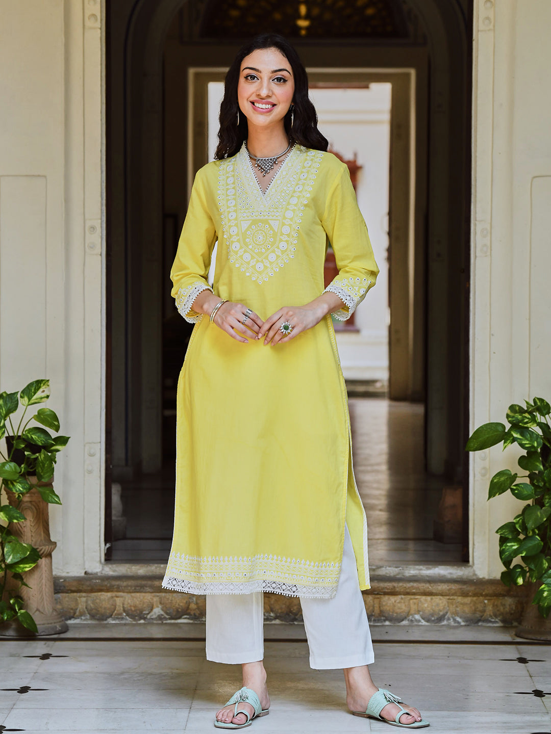 Melon Yellow Cotton Embroidered Straight Kurta – Savi India