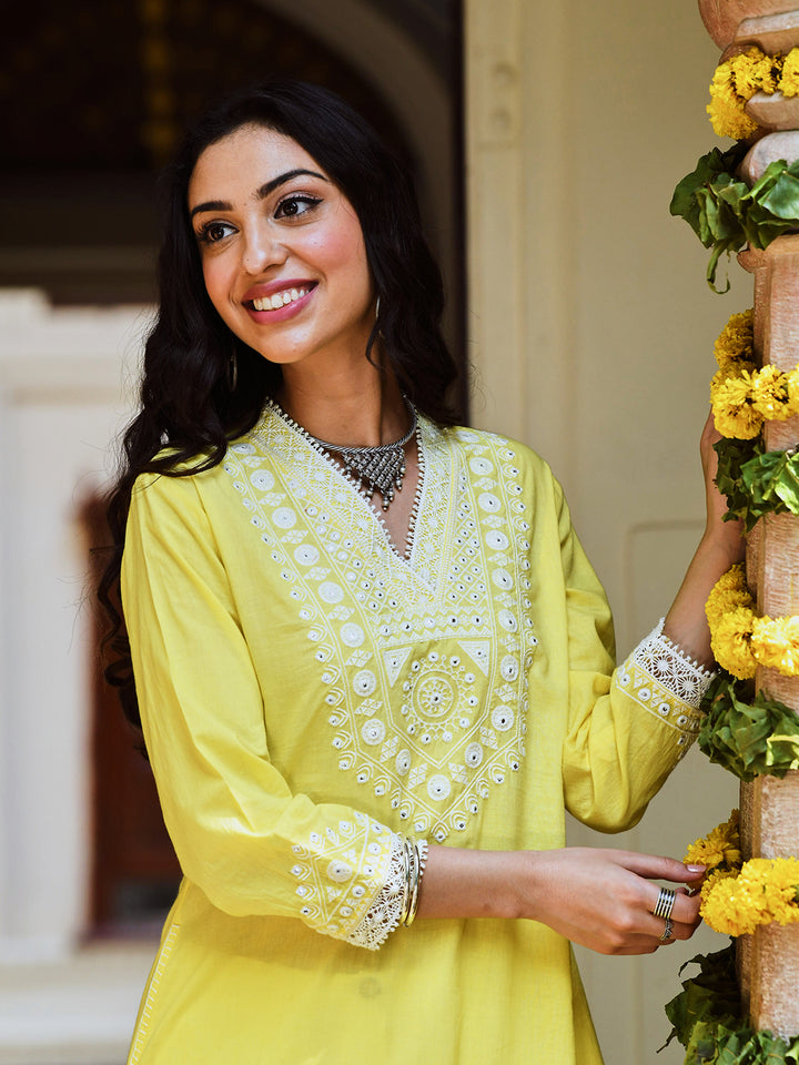 Melon Yellow Cotton Embroidered Straight Kurta