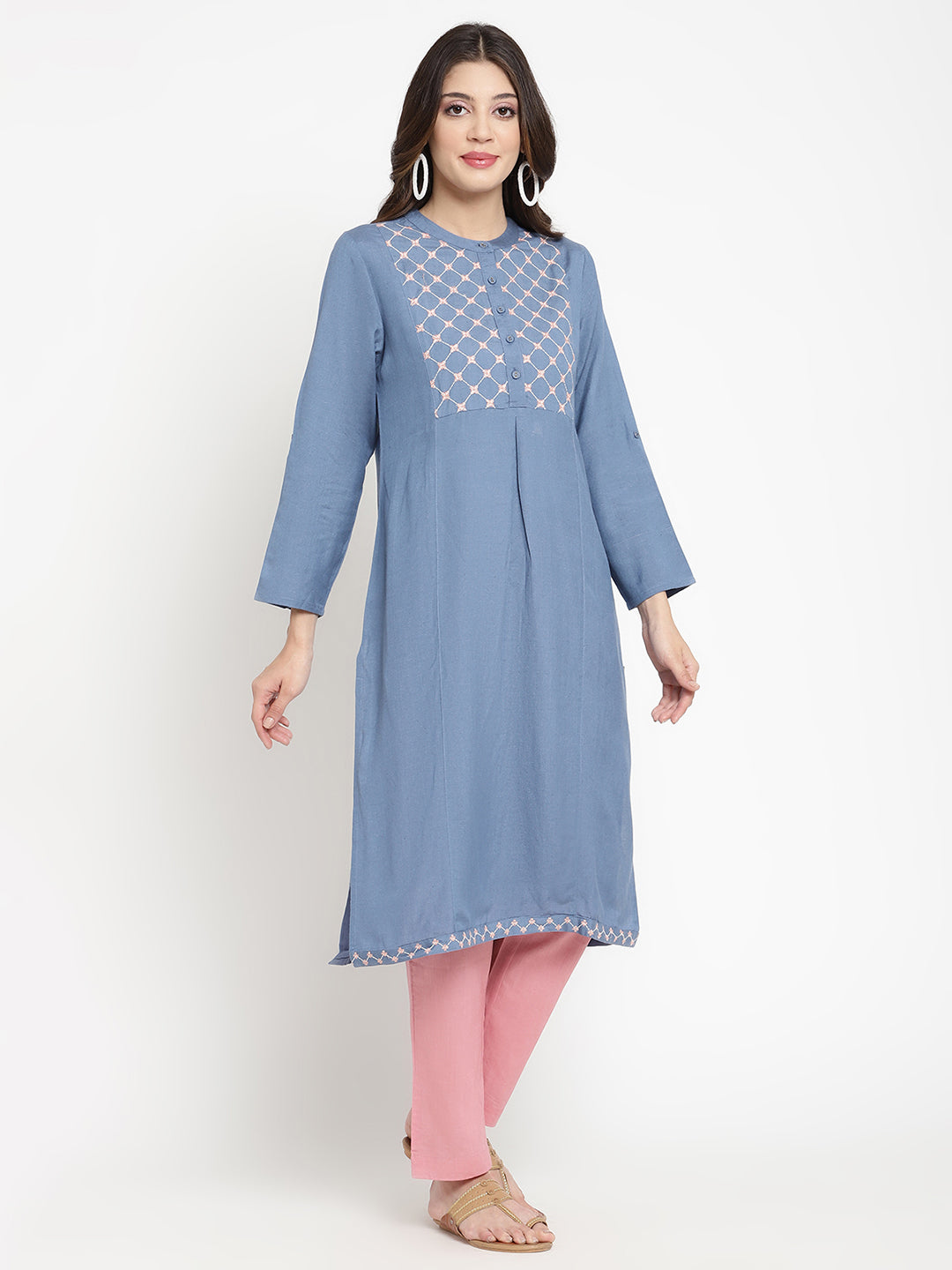 Woman wearing rayon blue Kurta by Savi.