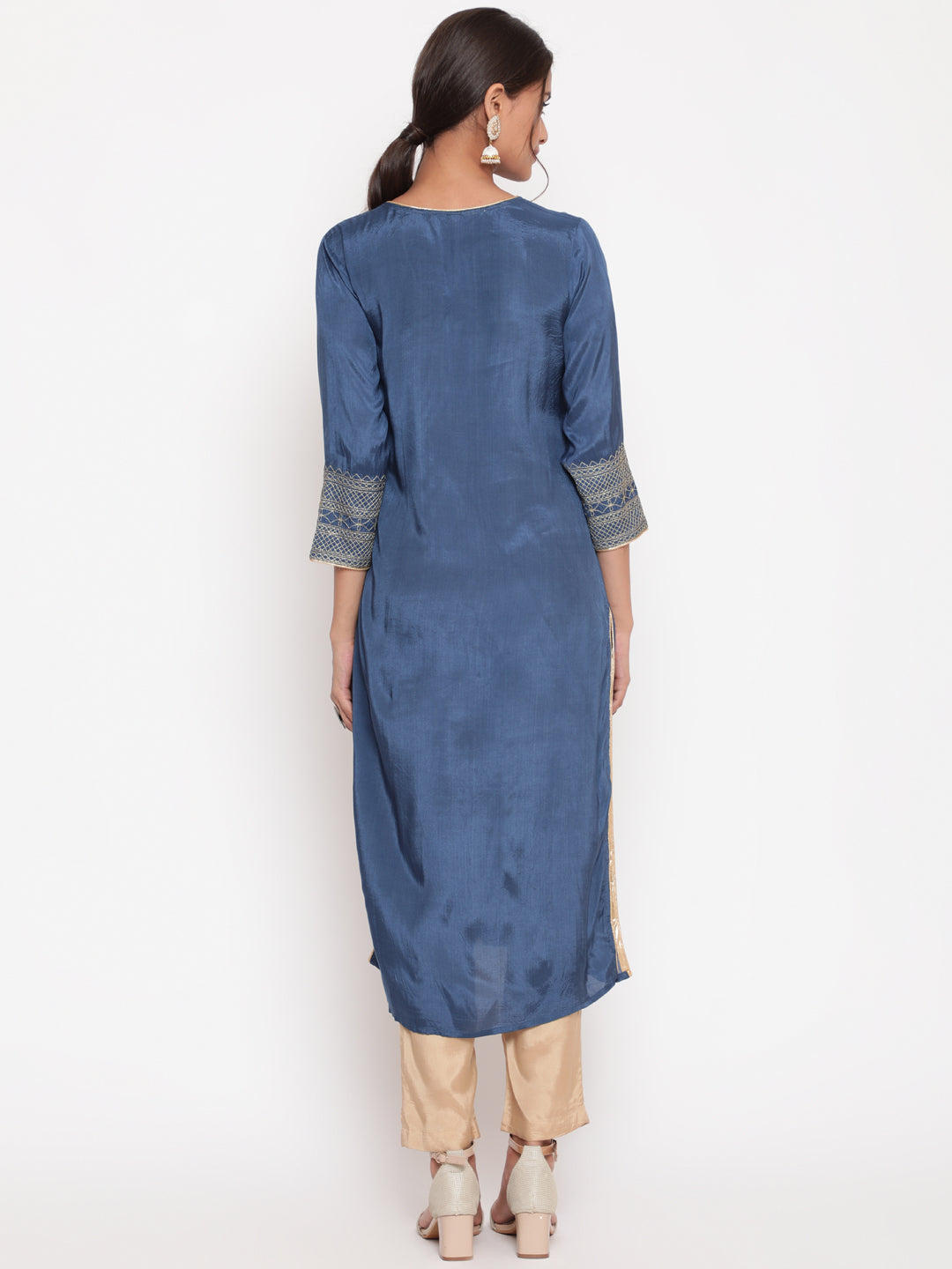 Woman posing in Blue Zari Embroidered Straight Kurta Pant Set