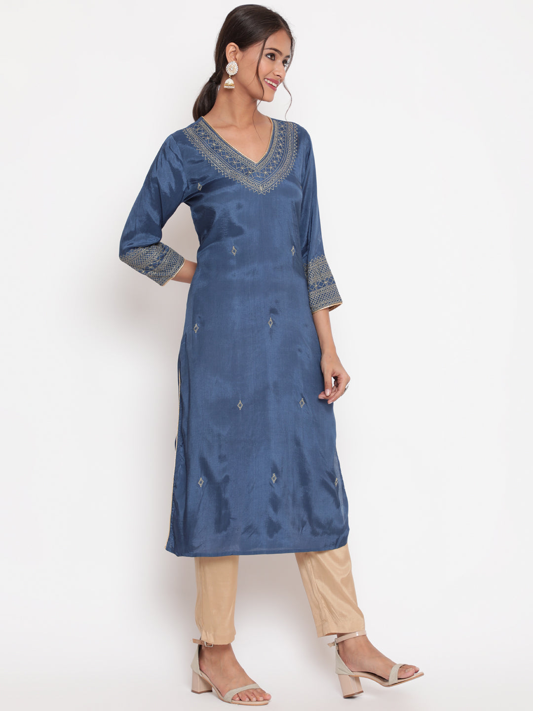 Woman posing in Blue Zari Embroidered Straight Kurta Pant Set