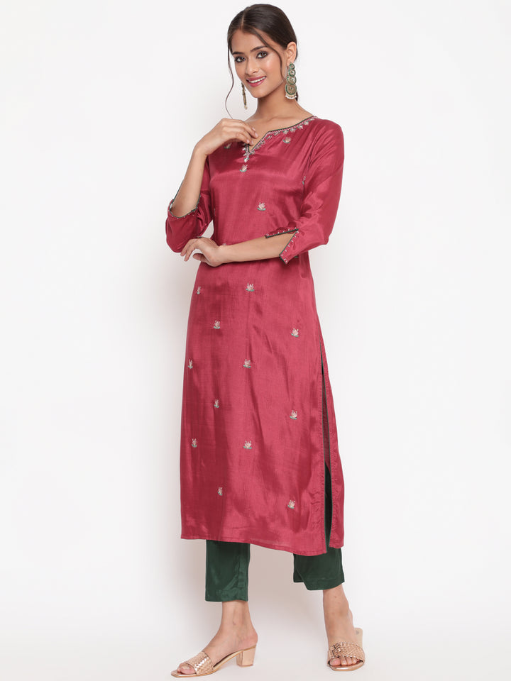 Woman posing in Pink Embroidered Straight Kurta Pant Set