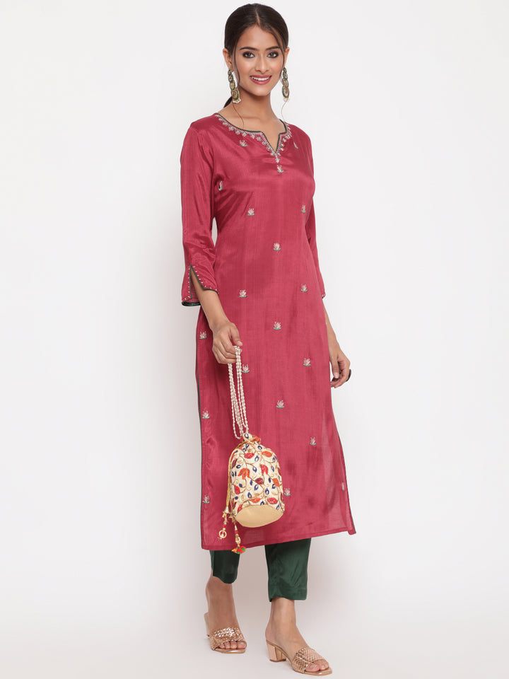 Woman posing in Pink Embroidered Straight Kurta Pant Set