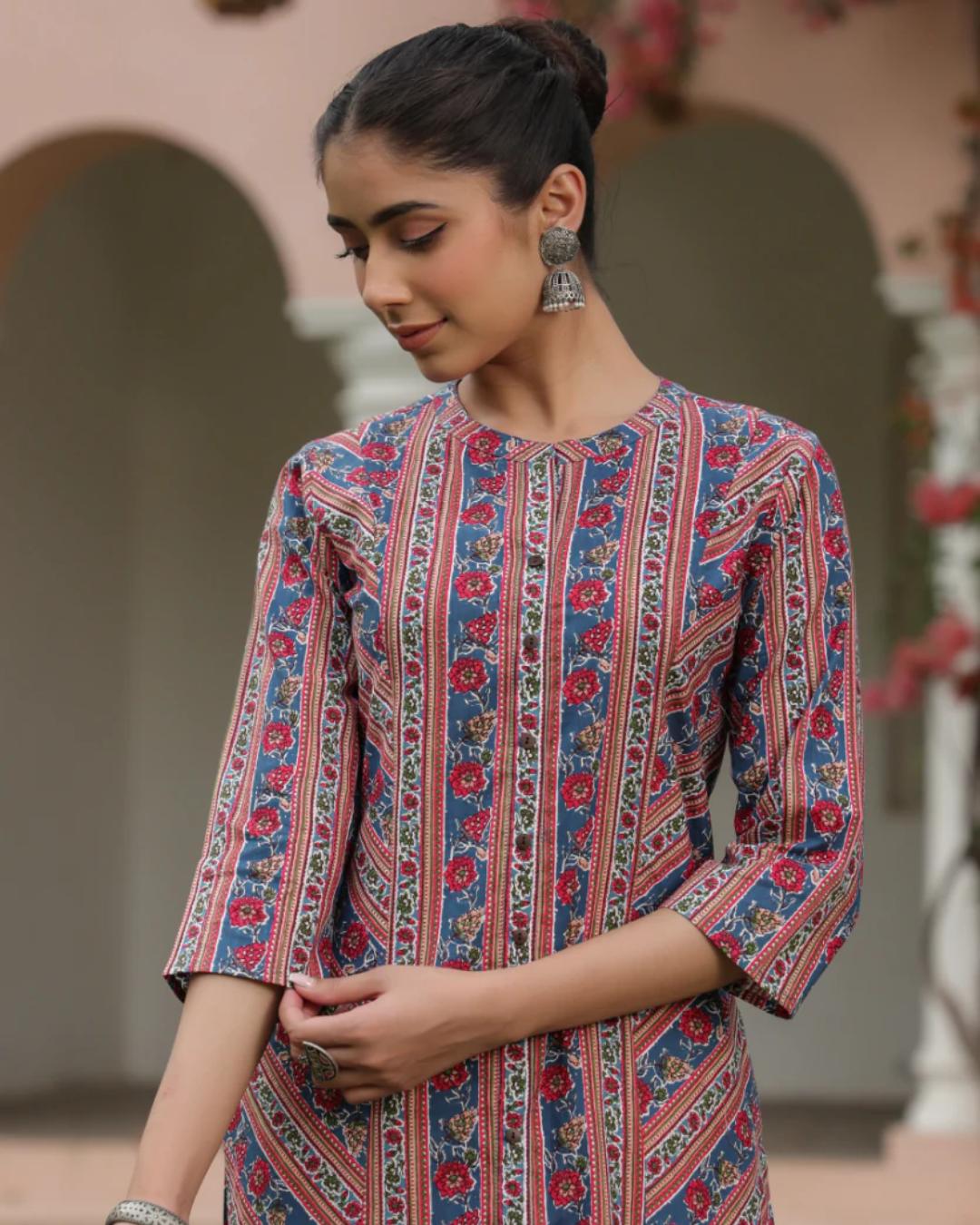 New Arrivals at Savi India: Discover the Latest Ethnic Wear for Women