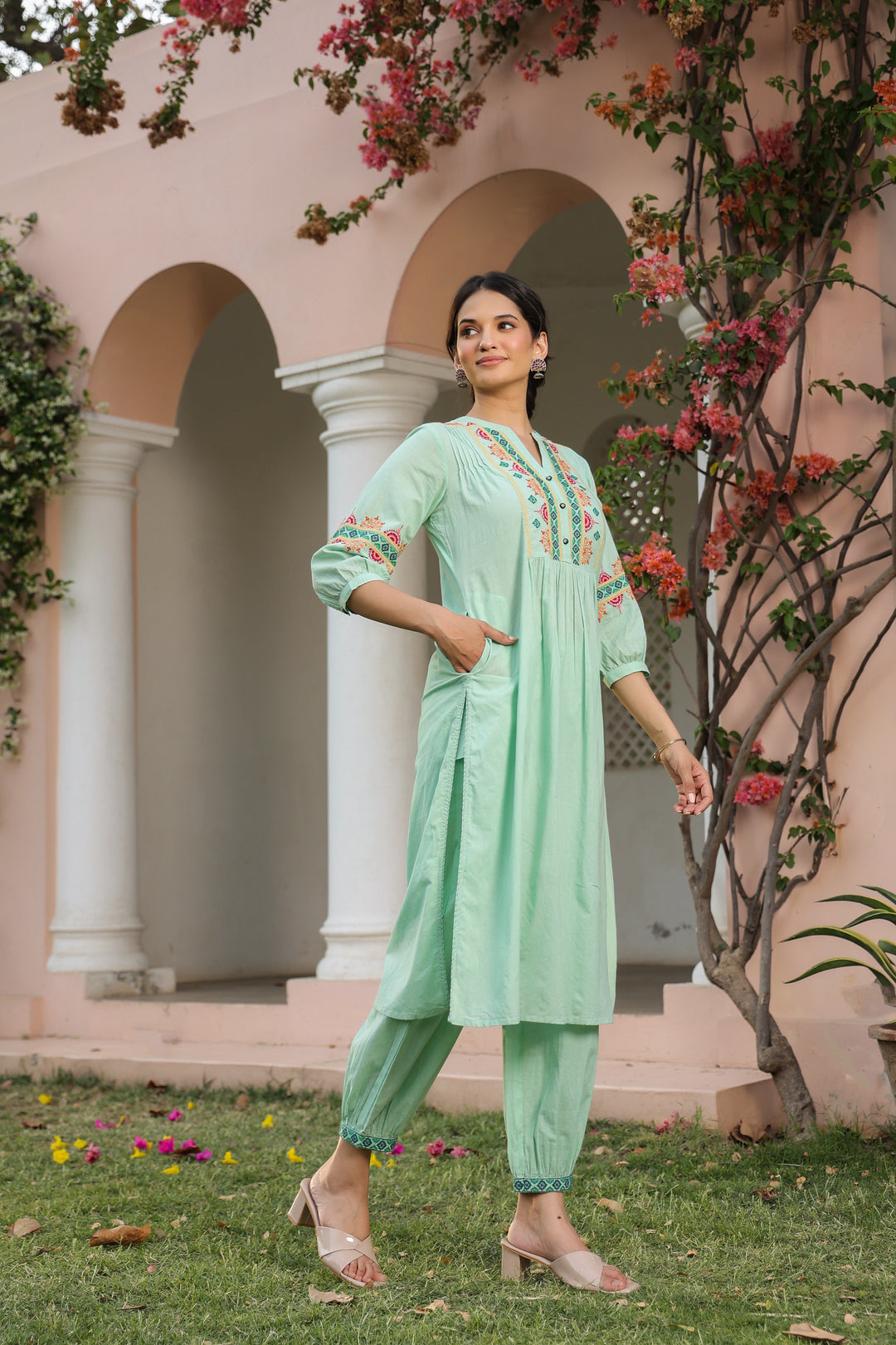 Green Cotton Embroidered Detail Kurta Pant Set