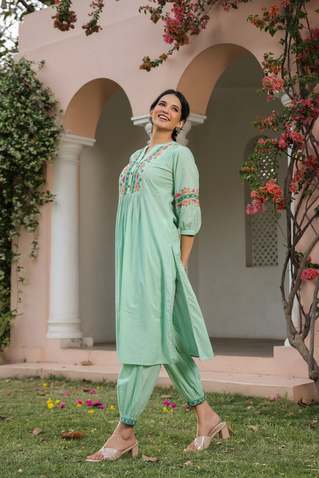 Green Cotton Embroidered Detail Kurta Pant Set