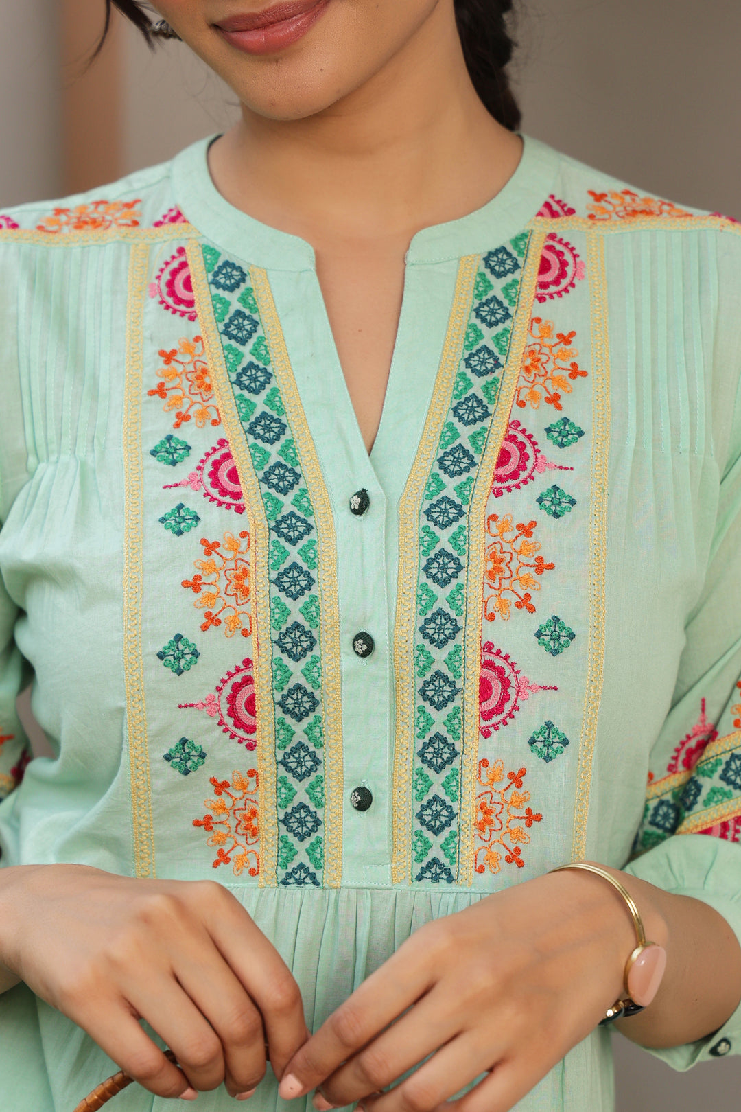 Green Cotton Embroidered Detail Kurta Pant Set