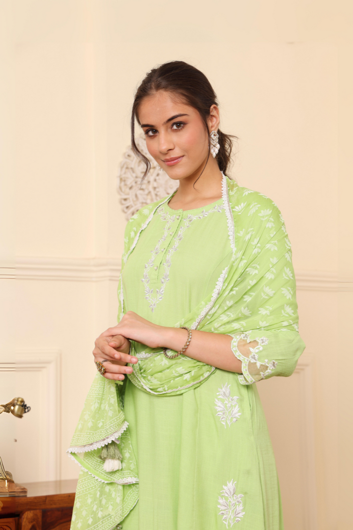 Green Rayon Slub Embroidered Kurta Pant With Dupatta