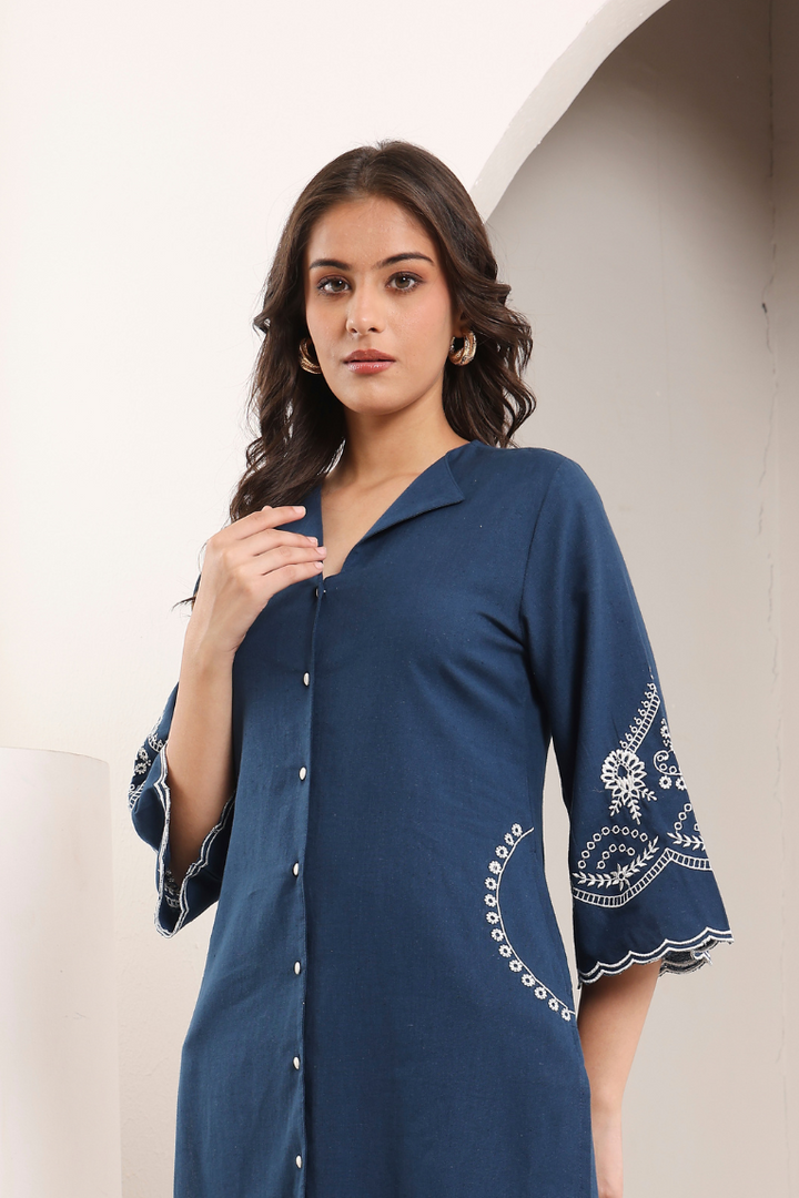 Blue Embroidered Shirt Collar Kurta With Trouser