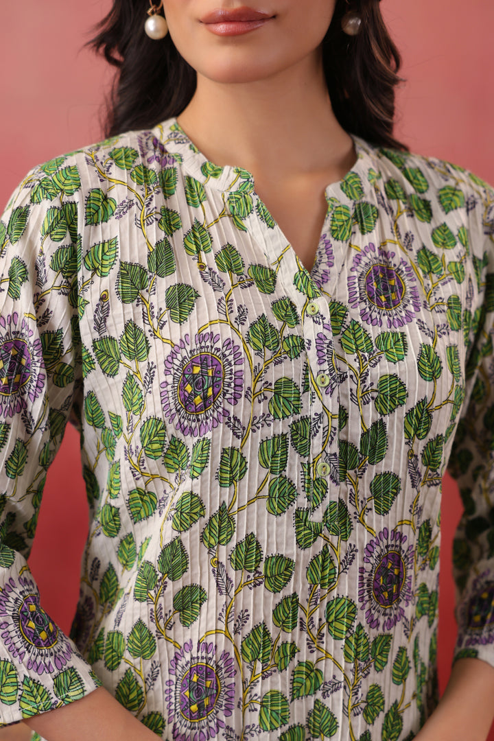 Green Cotton Floral Printed Straight Kurta