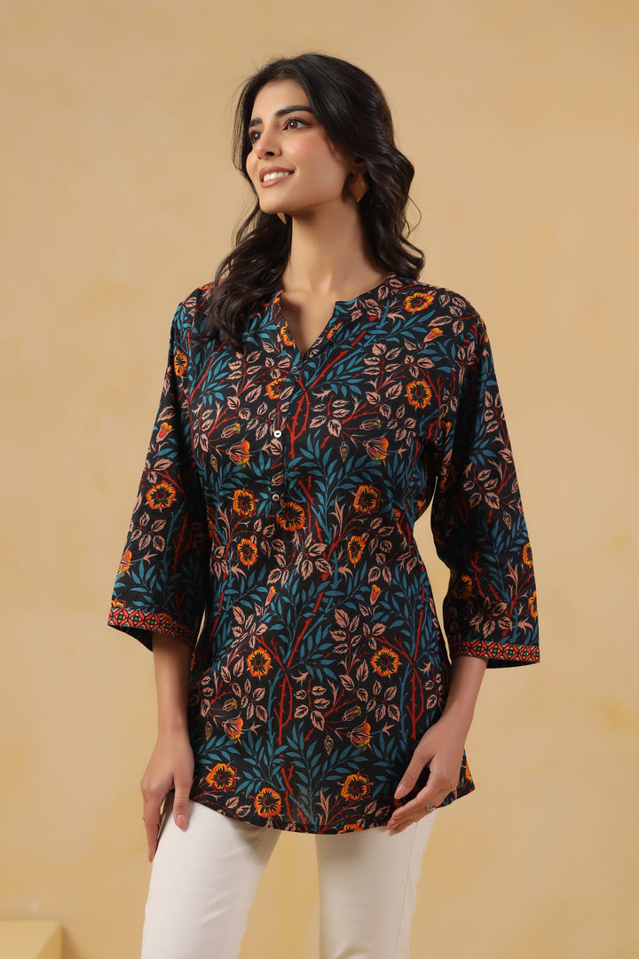 Black and blue Cotton Floral Printed Straight Top