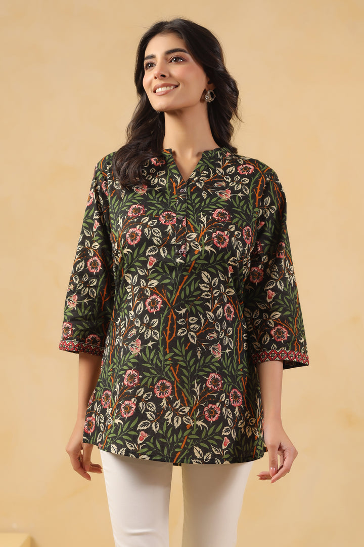 Green Cotton Floral Print Straight Top