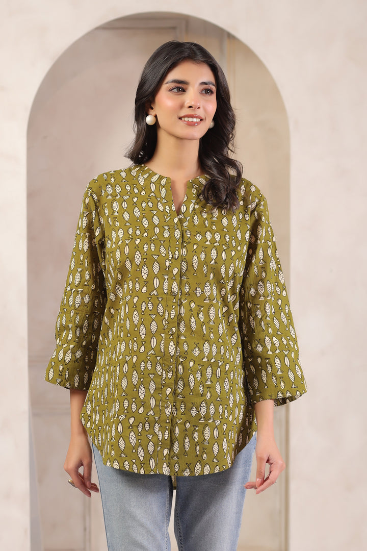 Green Cotton Printed Straight Top