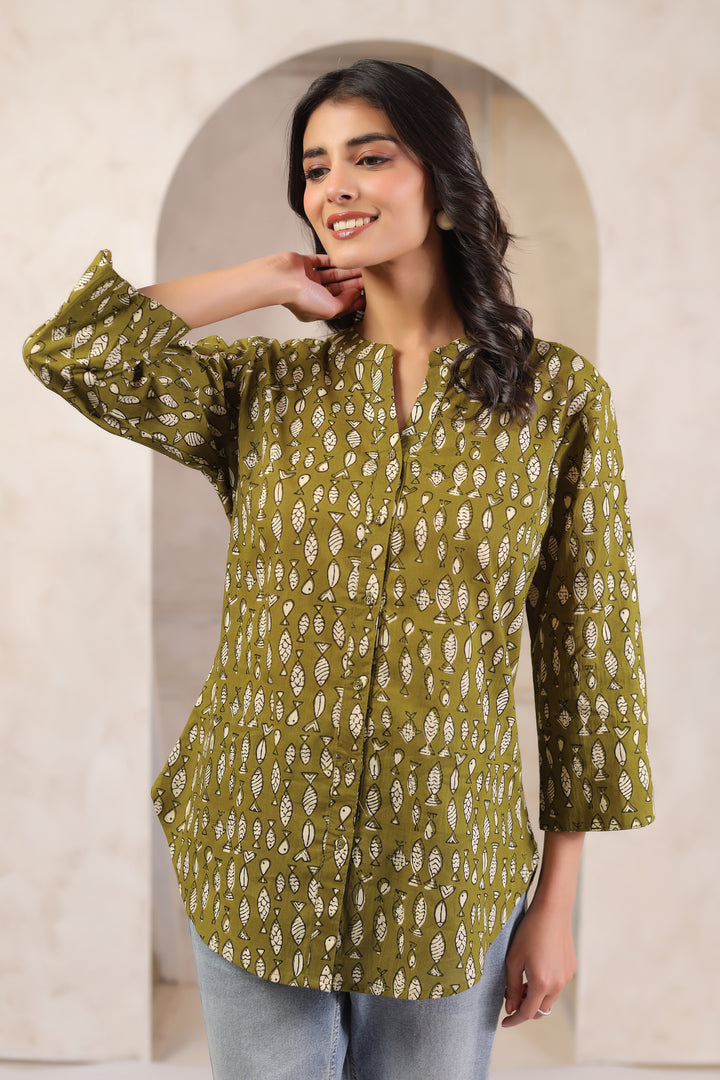 Green Cotton Printed Straight Top