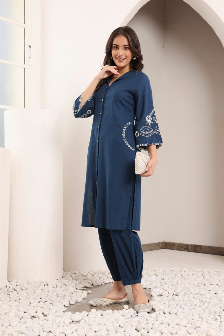 Blue Embroidered Shirt Collar Kurta With Trouser