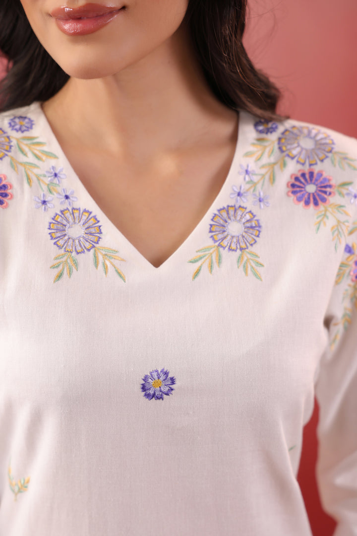 Off White Cotton Flex Embroidered Kurta Pant Set