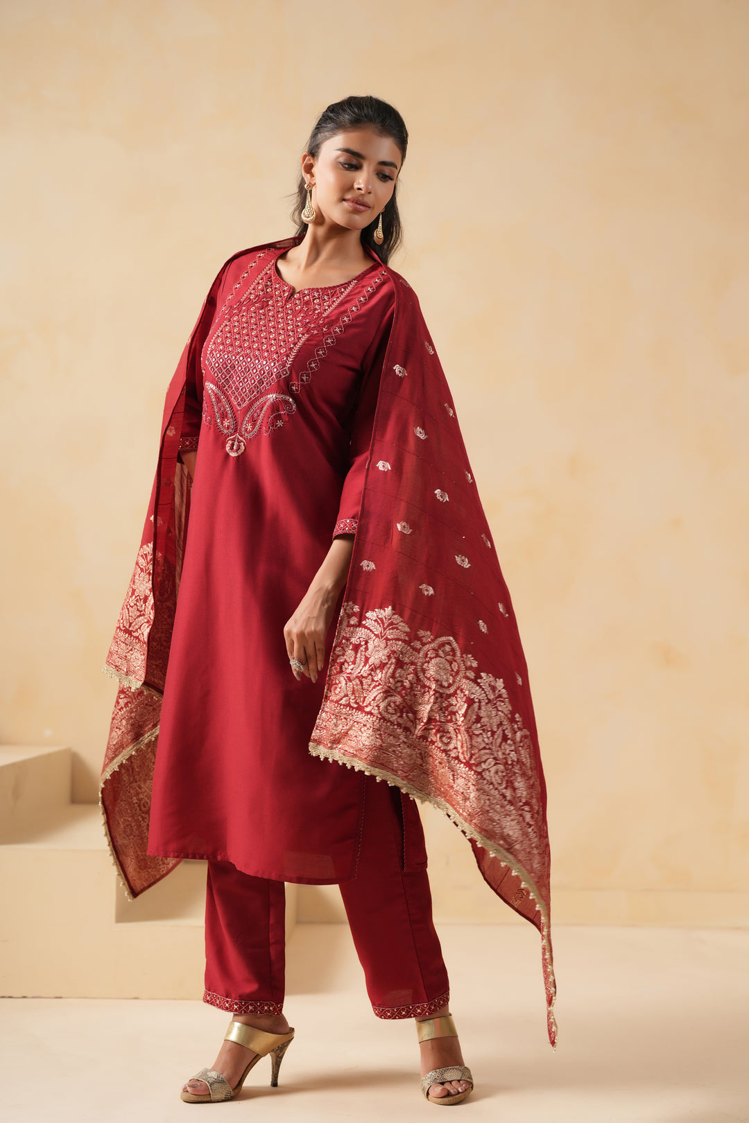 Red Silk Blend Embroidered Kurta Pant Set With Dupatta