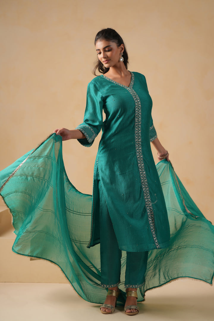 Green Silk Blend Embroidered Kurta Pant Set With Dupatta