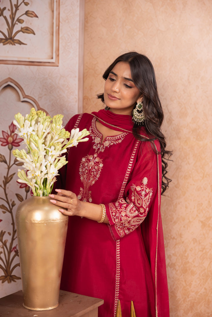 Maroon Silk Blend Embroidered Kurta Pant Dupatta Set