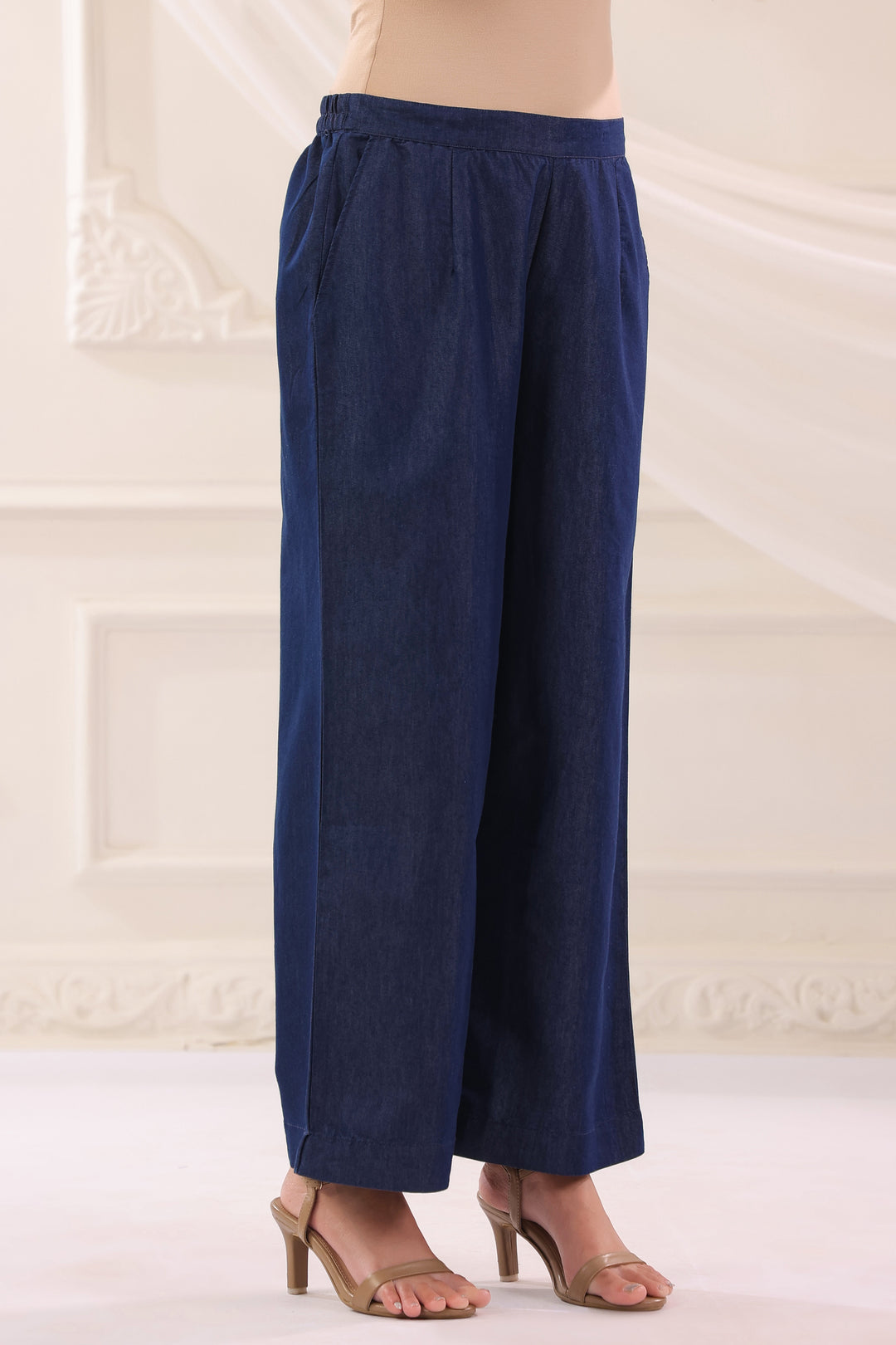 Dark Blue Denim Solid Straight Pant