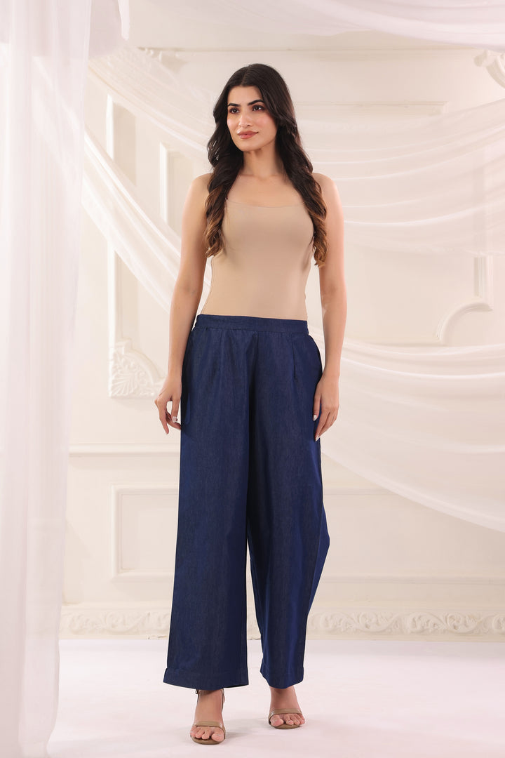 Dark Blue Denim Solid Straight Pant