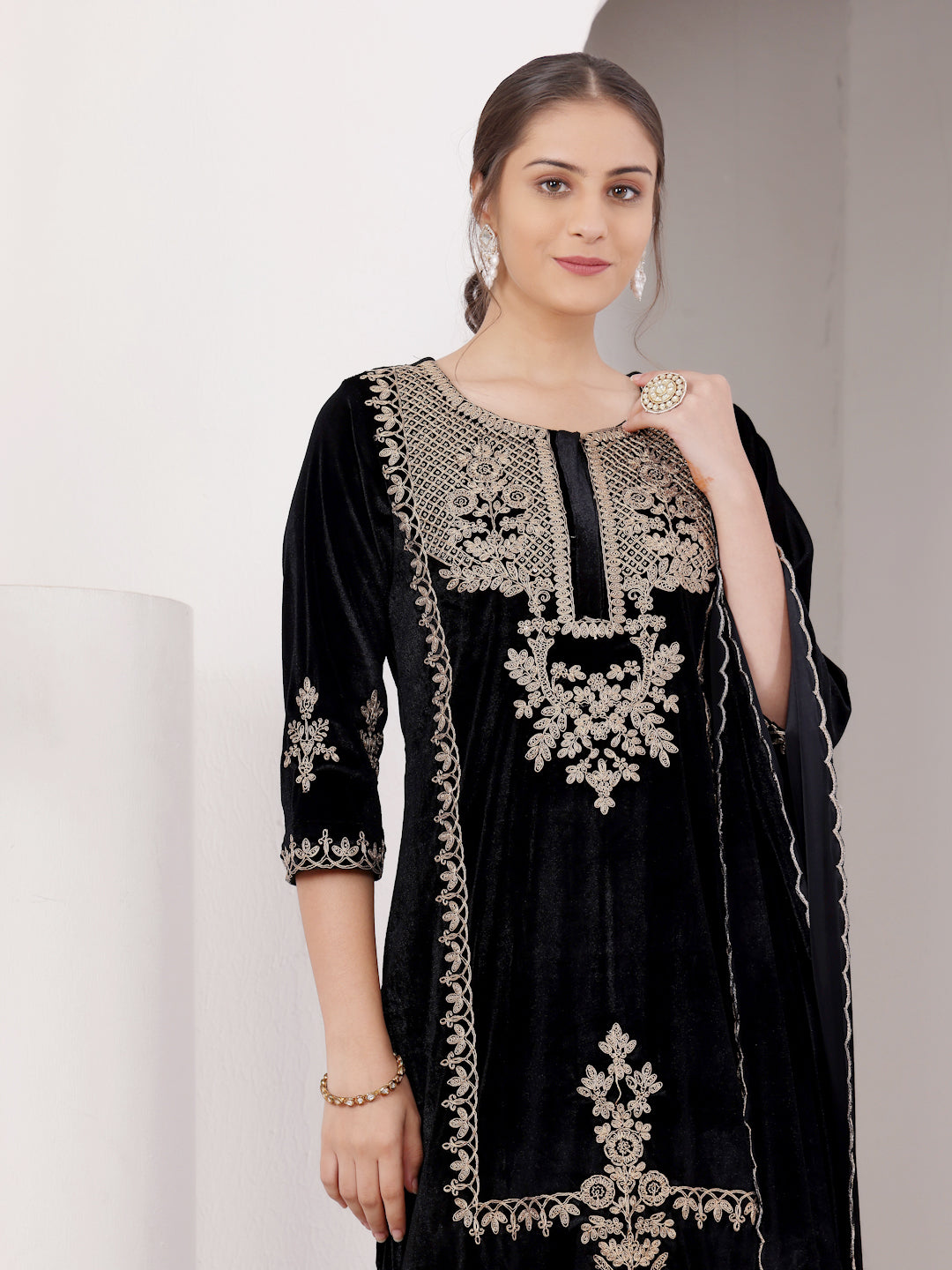 Black Velvet Embroidered Kurta Pant Set With Dupatta