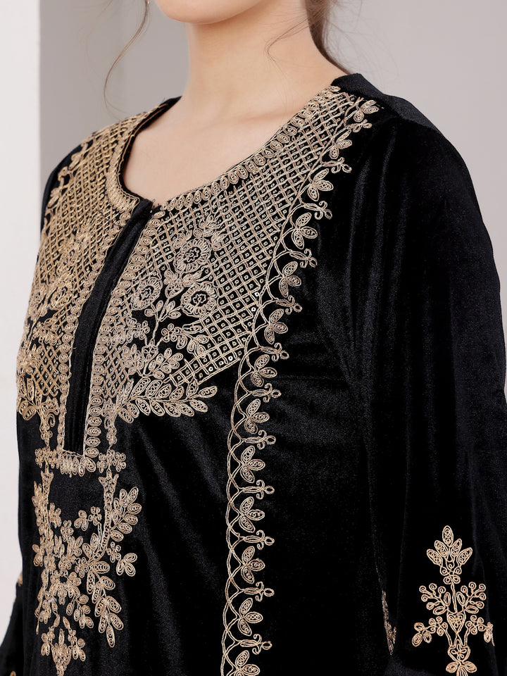 Black Velvet Embroidered Kurta Pant Set With Dupatta