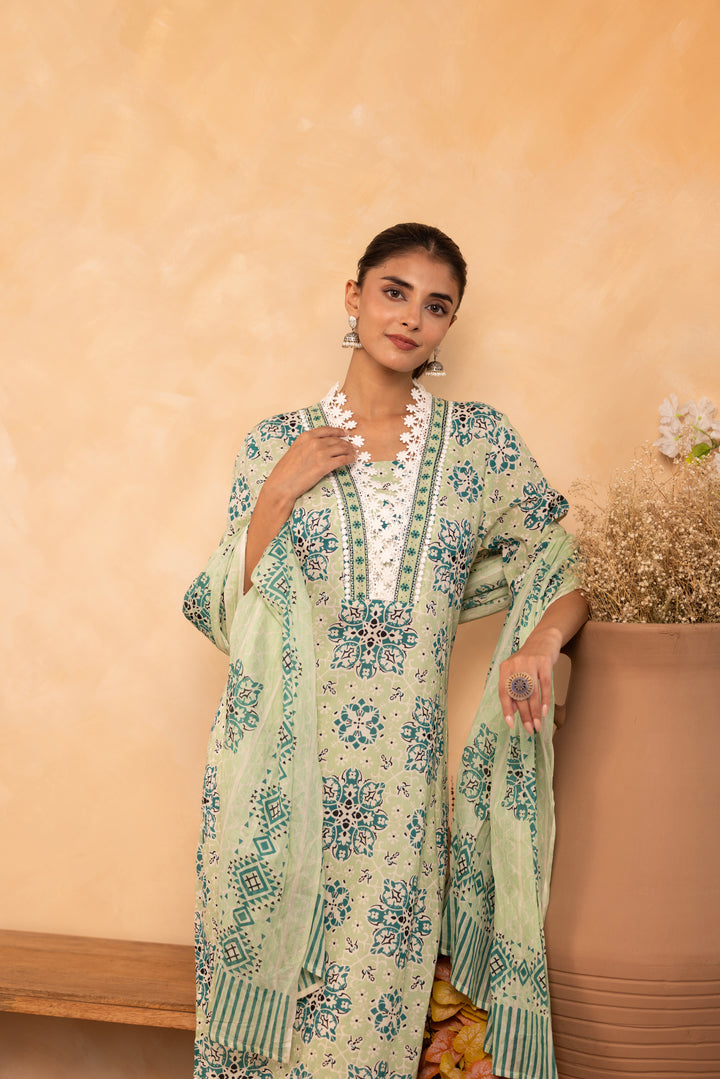 Green Cotton Floral Printed Kurta Pant Set With Dupatta