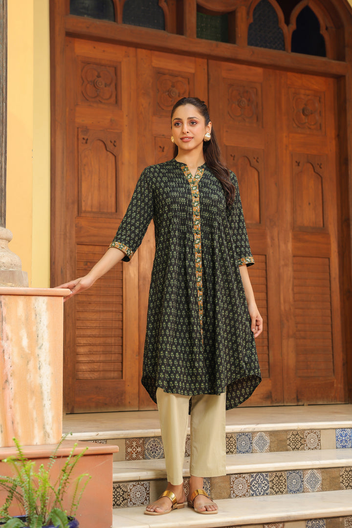 Green Cotton Printed Detailed A-Line Designer Kurta